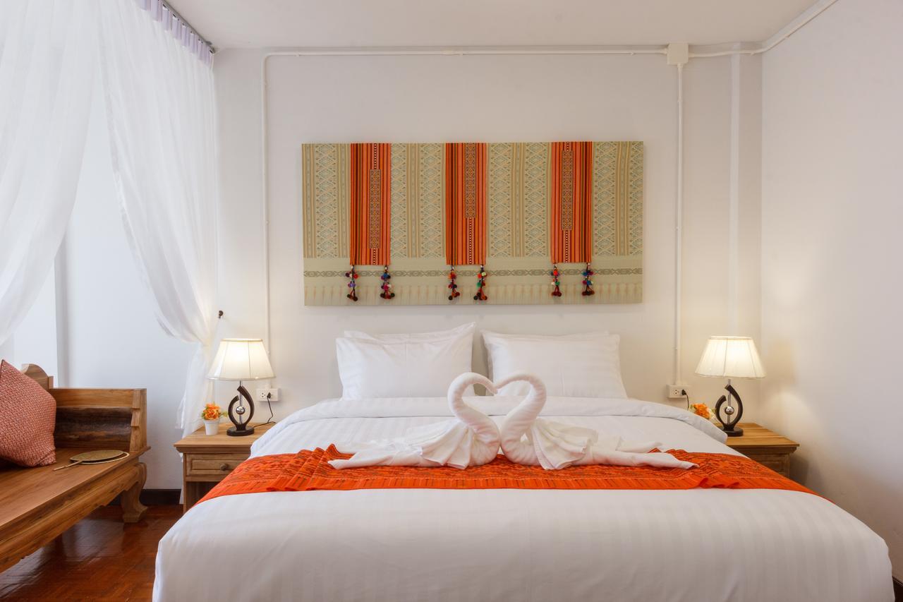 Hotel Baan Singharaj Chiang Mai Zewnętrze zdjęcie