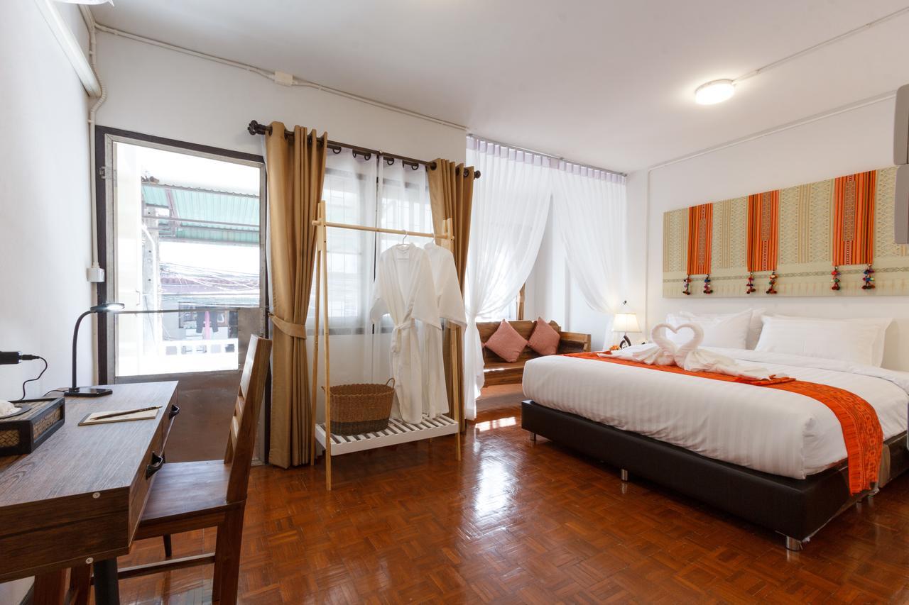 Hotel Baan Singharaj Chiang Mai Zewnętrze zdjęcie